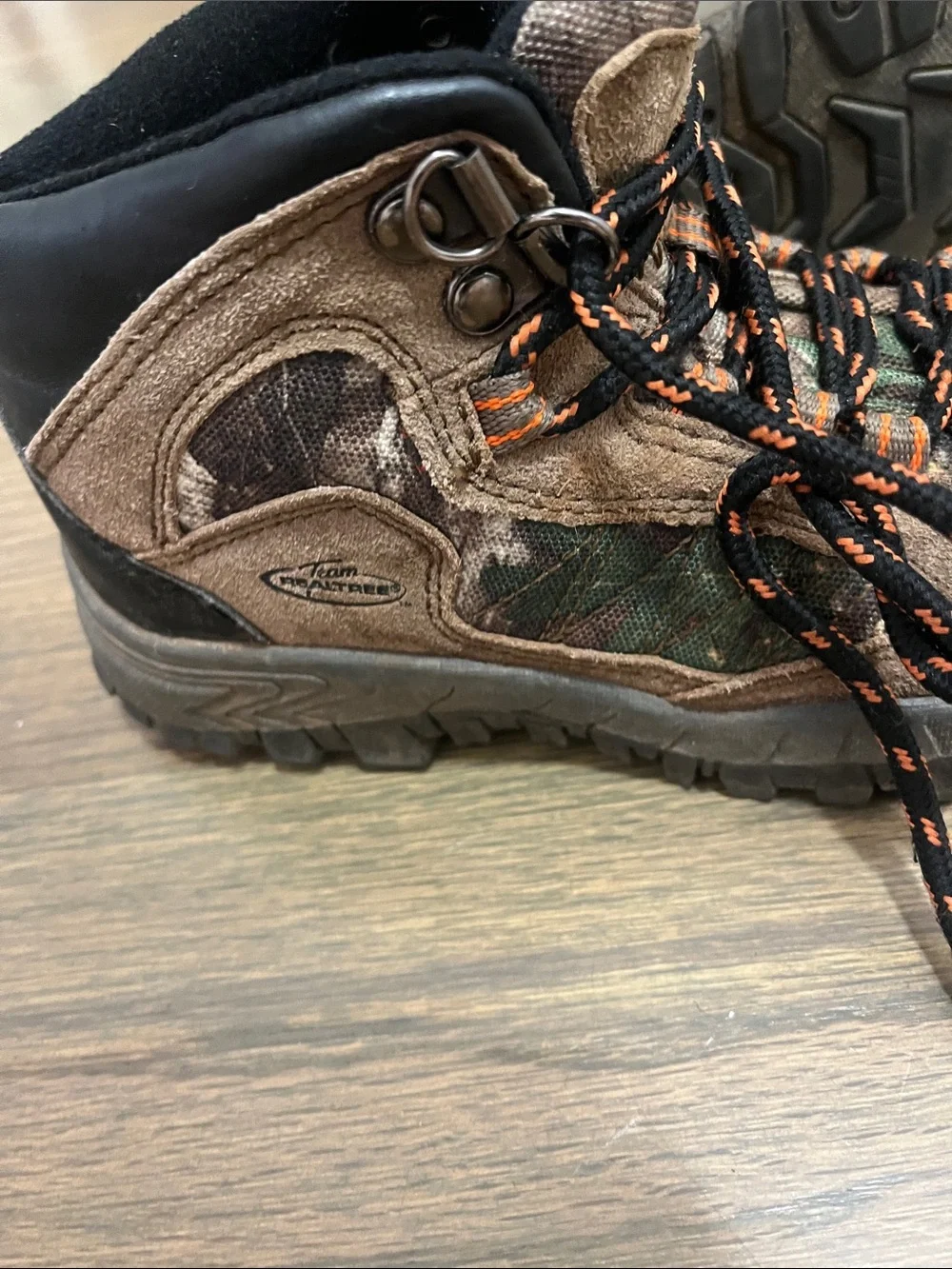 RealTree Size 1 Hiking Boots
